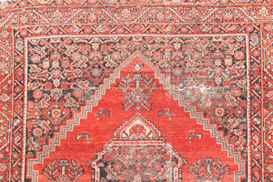 Lori is a handmade Vintage Malayer rug, woven in the North West of Persia. The Malayer region is known for producing some of the most ornate Persian carpets, often known for their mesmerising and intricate repeating patterns.