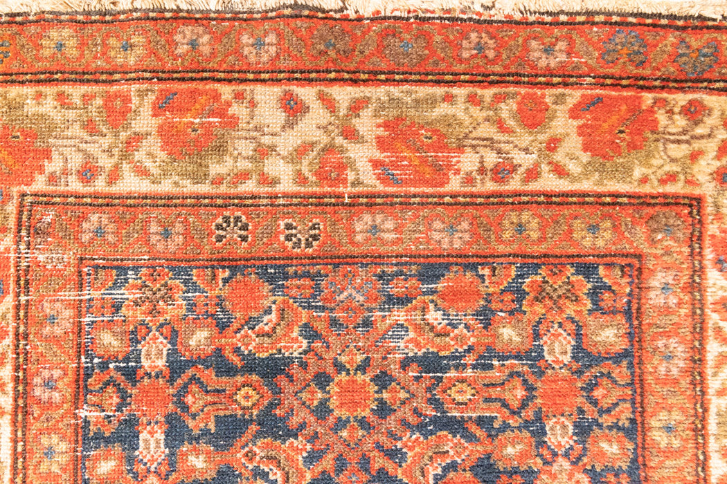The Malayer region is known for producing some of the most ornate Persian carpets, often known for their mesmerising and intricate repeating patterns.This extra long handwoven vintage runner rug features a beautiful intricate design and lots of character and charm.