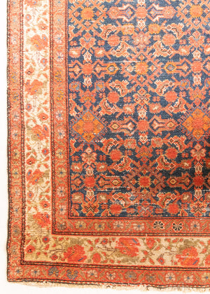 The Malayer region is known for producing some of the most ornate Persian carpets, often known for their mesmerising and intricate repeating patterns.This extra long handwoven vintage runner rug features a beautiful intricate design and lots of character and charm.