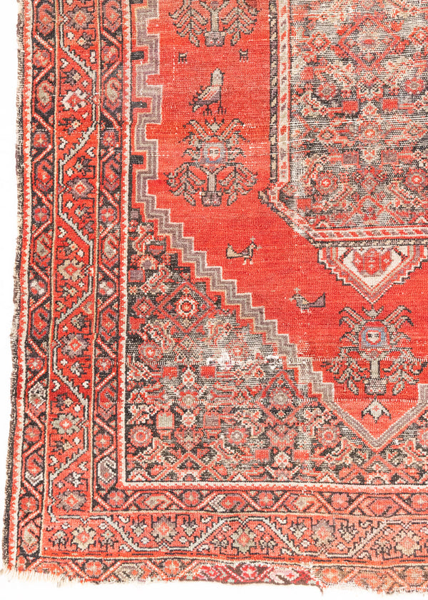Lori is a handmade Vintage Malayer rug, woven in the North West of Persia. The Malayer region is known for producing some of the most ornate Persian carpets, often known for their mesmerising and intricate repeating patterns.