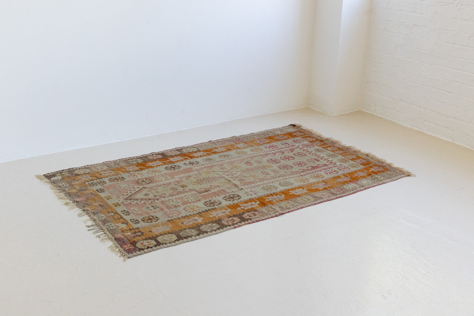 Mirelli is a Central Anatolian kilim. Hand-woven on village and nomadic looms in vivid, naturally dyed colours. Mirelli is dotted with the classic Anatolian star motif, long believed to symbolise happiness and fertility.