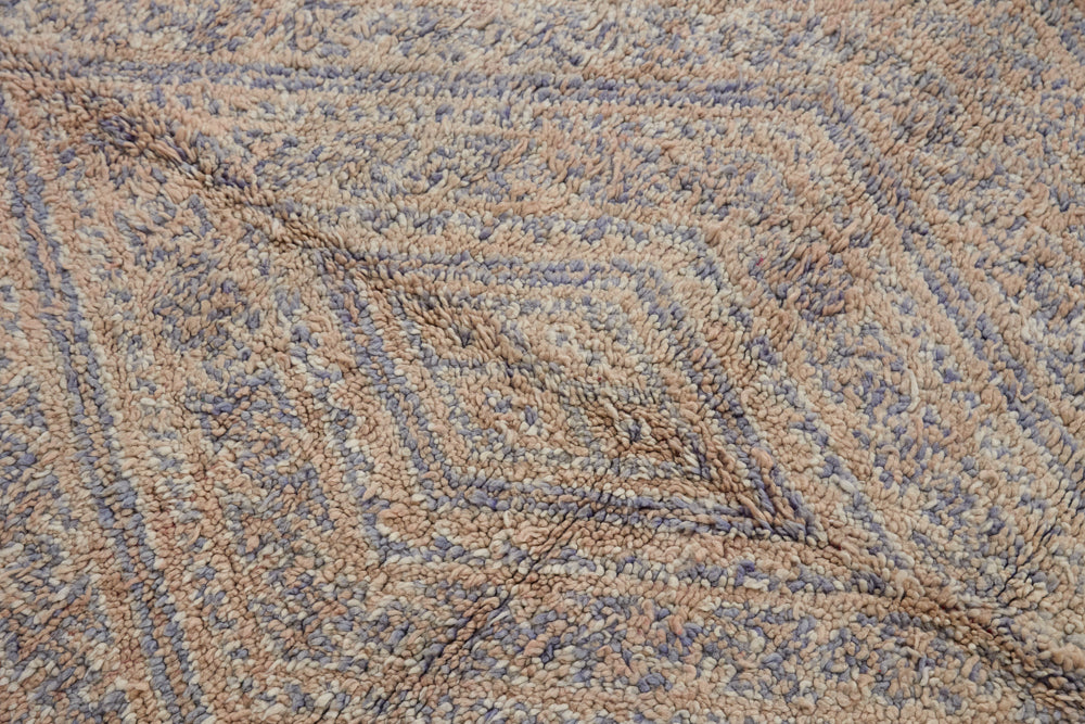 Juniper Beni M’guild rug with a thick pile and pretty diamond pattern. Beautiful textured carper in a peach colour