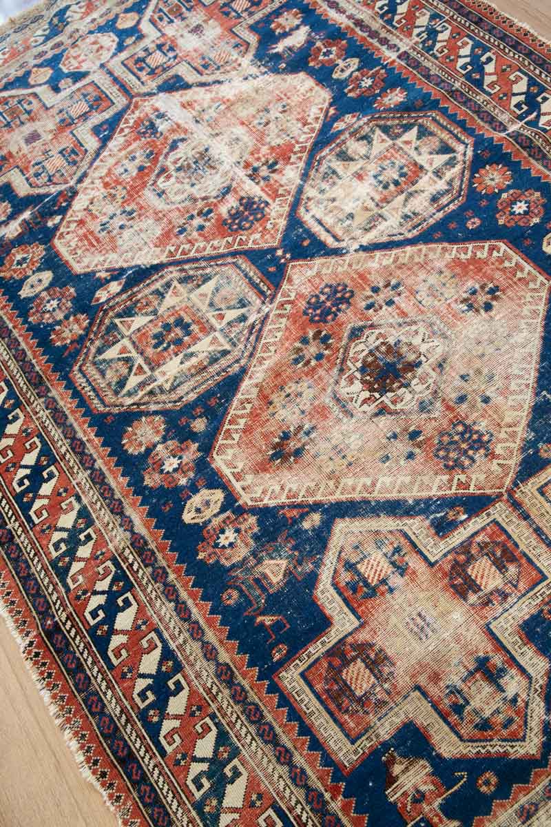 YURI Rug - Handwoven by Nomadic Tribes, Size - 200 x 140cm