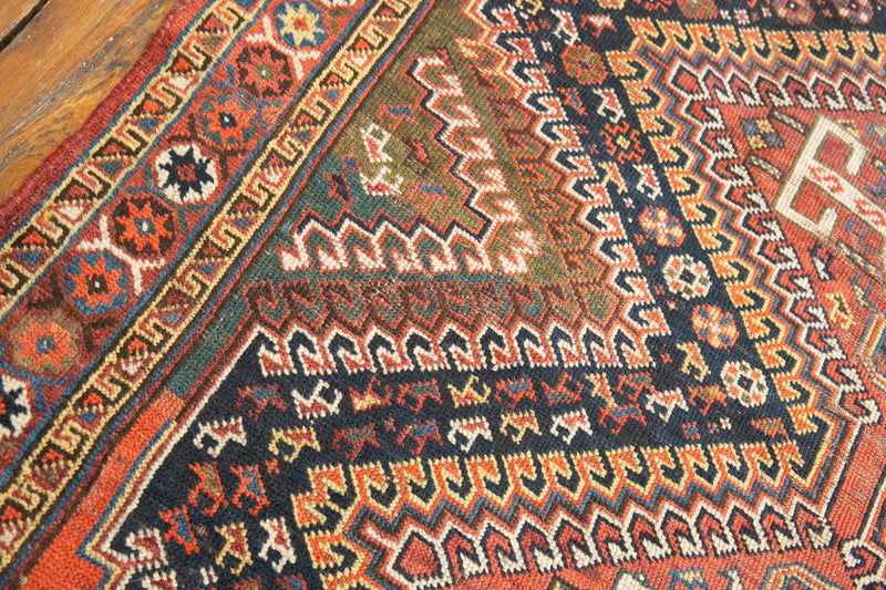 Dolores Rug - Artful Handwoven Piece by Qashqais Tribes - Main Border
