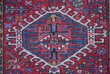 Pamela Heriz rug - Vibrant Colors and Geometric Patterns - Medilion view
