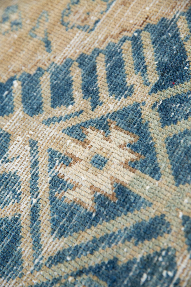 Traditional Nolan Persian Rug with Intricate Repeating Patterns