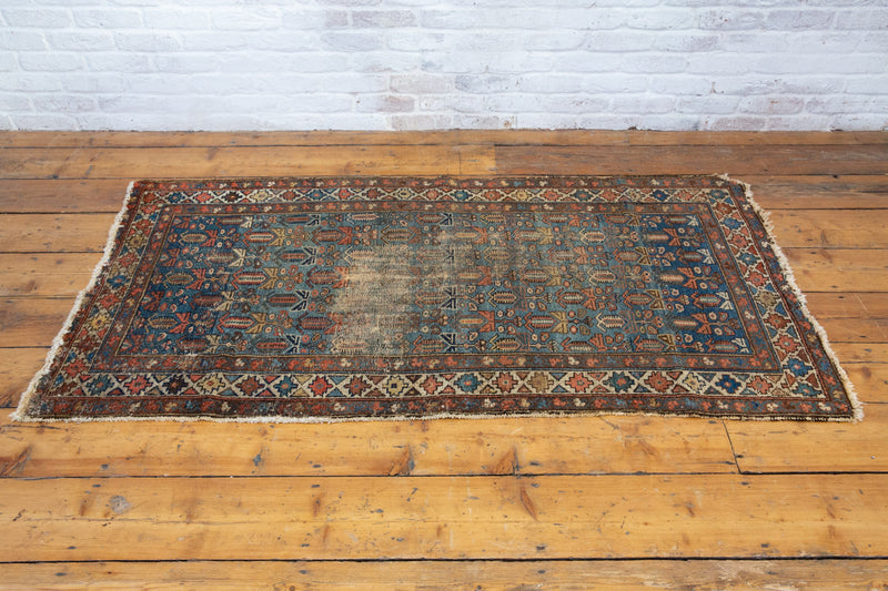 Handcrafted Mia Rug with Intricate Details, Size - 194 x 100 cm