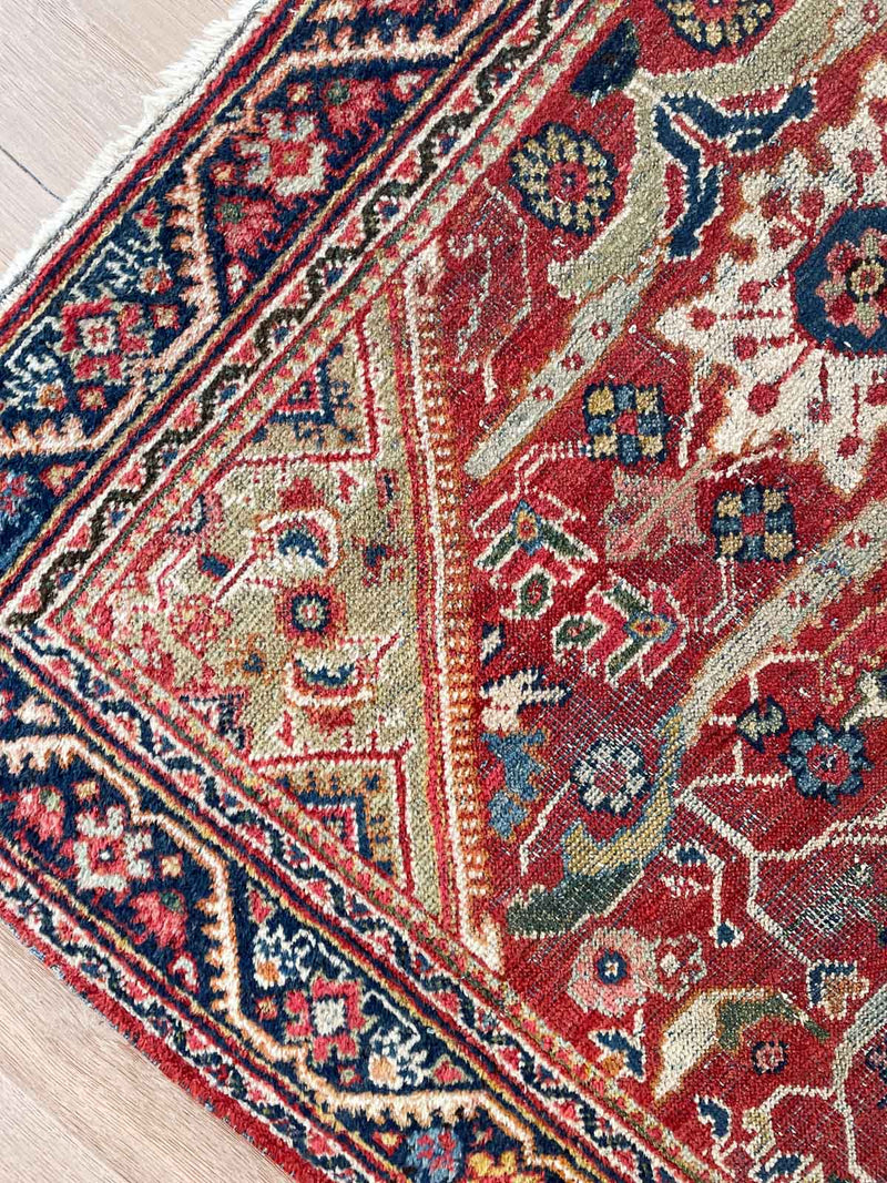 Traditional Lana Antique and Handmade Rugs with Intricate Design