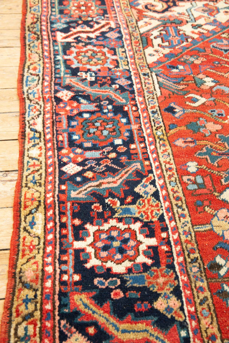 Antique Arthur Rug in Heriz Style with Antique Charm - Main Border