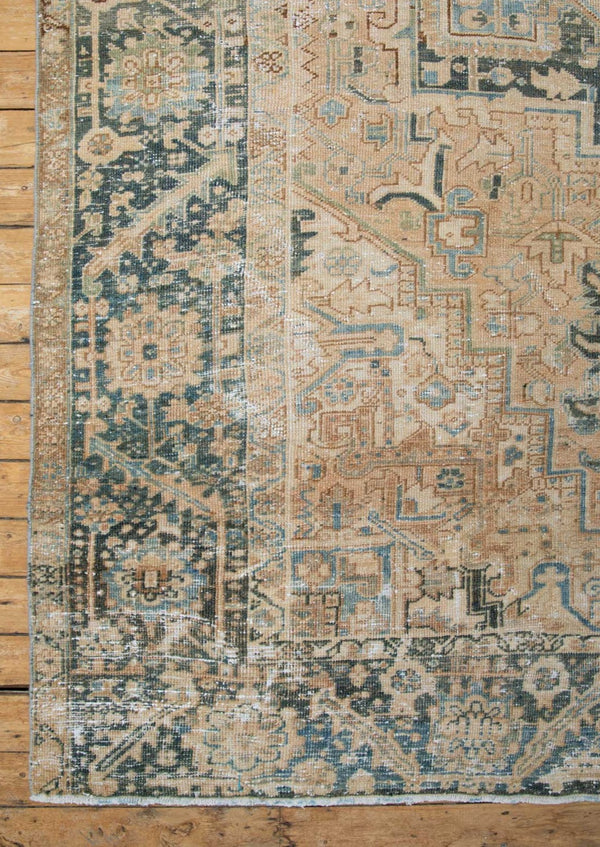 HENRIETTA - Antique Heriz Rug with Persian Design - Left Corner View