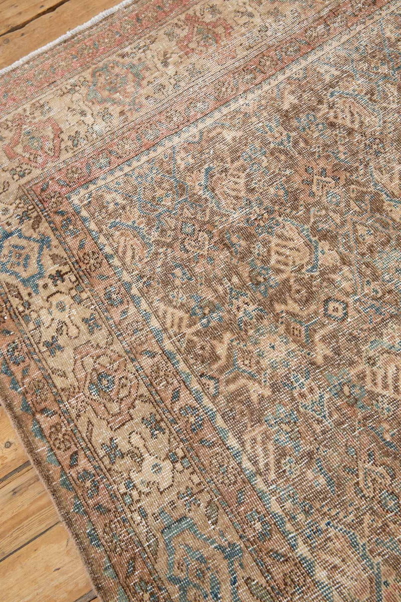 Sylvia - Antique Washed Mahal Rug, Earthy Tones - Guard Border