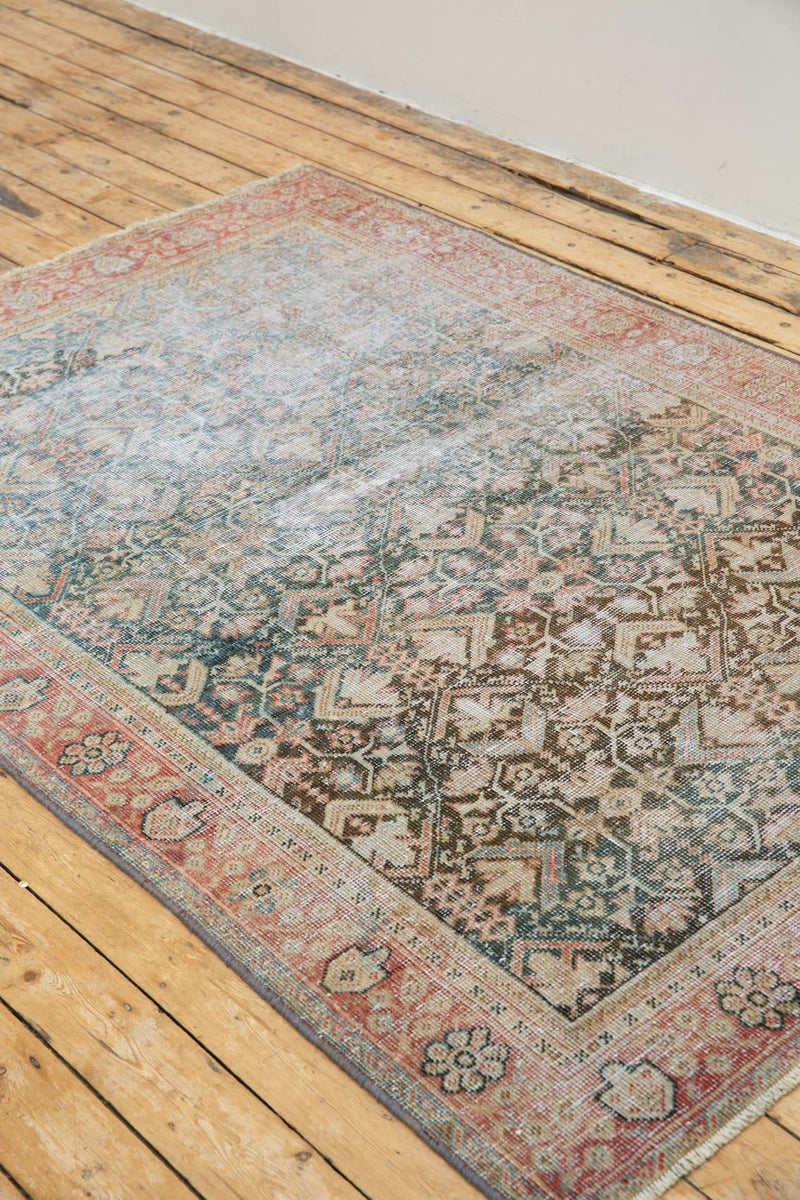 Vivien Antique Washed Mahal Rug - Top view