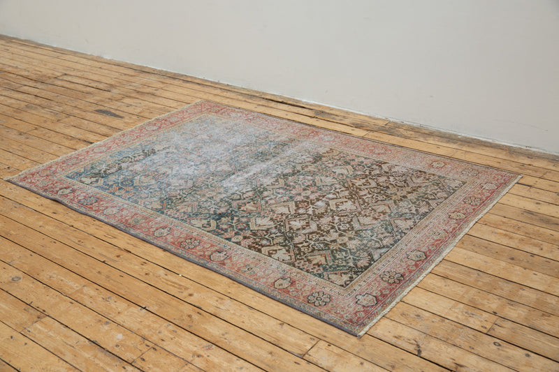 Luxurious Vivien Antique Rug with Vintage Charm, Origin - Mahal