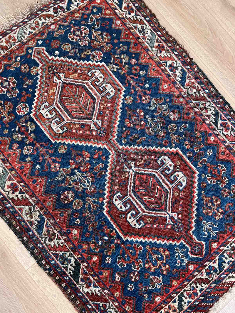 Jiro - Soft Natural Dyes Qashqais Nomadic Rug with Intricate Designs